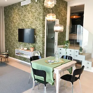 https://casa-sanulli.emilia-romagnahotels.net